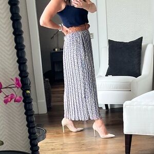 Joie pleated multi-coloured, patterned, lined, lightweight, long pull-on…